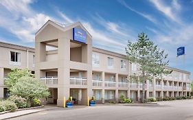 Baymont Inn And Suites Kalamazoo East